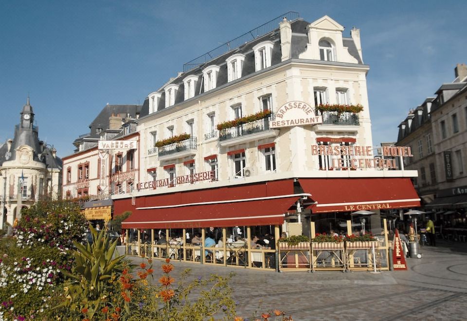 hotel overview picture