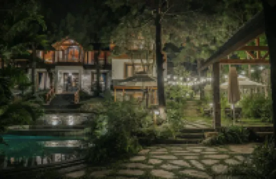 อมายา โฮม ลอดจ์, สปา แอนด์ เรสเตอรองต์