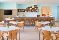Element Palmdale - breakfast