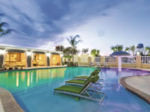 La Quinta Inn & Suites by Wyndham Rockport - Fulton Hotels in Rockport