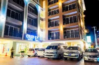 OMG Hotel - Bãi đậu xe