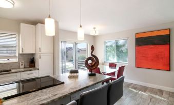 Beverly Boynton Beauty - Housity