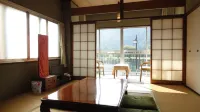 스에오카 료칸 Iwakuni Shirohebi Shrine 주변 호텔