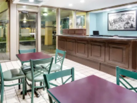 Super 8 by Wyndham St. Augustine Hotels in St. Augustine