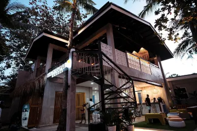 Beach People Hostel
