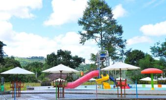 Puncak Village Hotel & Kampung Main Puncak - Housity