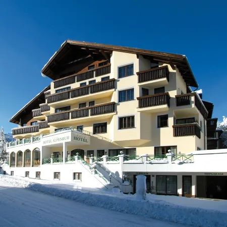 Hotel Garni Alpenruh-Micheluzzi