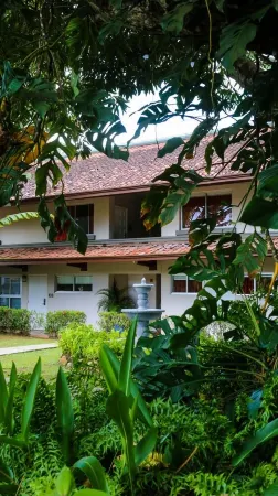 Albrook Inn Отели рядом с достопримечательностью «Punta Culebra Nature Center»