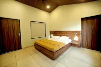 Kapil's Beach Resort Hotel di Chaul
