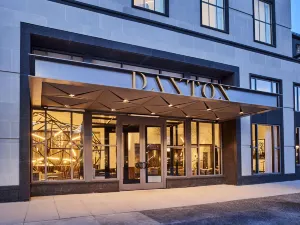 Daxton Hotel Birmingham, Curio Collection by Hilton