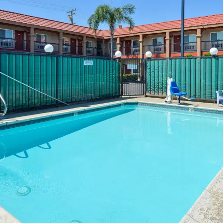 Americas Best Value Inn-Rialto