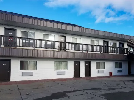 Motel 6 Cranbrook, BC Отели в г. Кранбрук