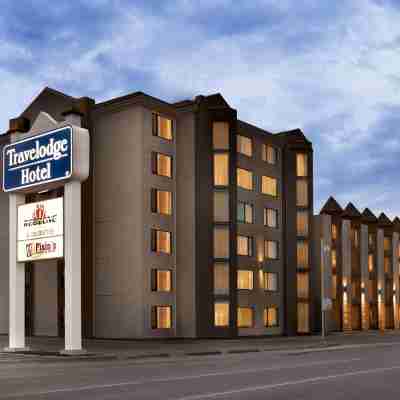 Travelodge Hotel by Wyndham Saskatoon Hotel Exterior