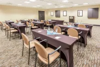 Wingate by Wyndham Regina - 3-Star