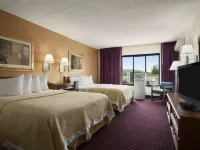 Ramada by Wyndham Pittsburgh/New Stanton Hotels in New Stanton