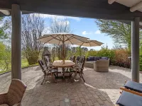 "Till" - 1.6km from the Sea Hotels in Farevejle