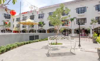 OYO 1352 Jember Town Square Residence
