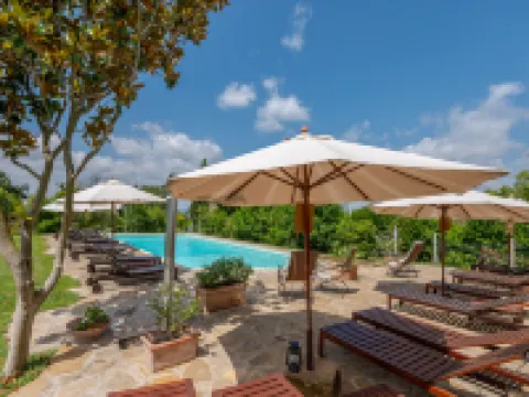 Bandiera Hotels in Cinigiano
