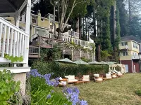 Boho Manor Hotels in Bodega Bay