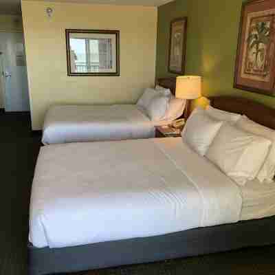 Holiday Inn & Suites Clearwater Beach Rooms