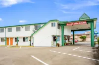 Econo Lodge Hotels in Newport