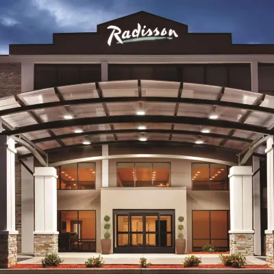 Radisson Hotel Charlotte Airport Hotel berhampiran Pertubuhan Wing Haven Inc