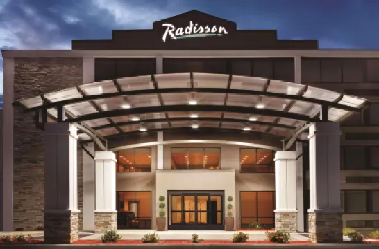 Radisson Hotel Charlotte Airport Hotels near Revolution Park