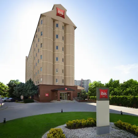 Ibis Eskisehir Отели рядом с достопримечательностью «Принцевы острова»