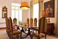 포우사다 카스텔루 드 에스트레모스 Vimieiro 호텔