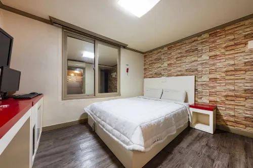 Dubai Motel