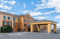 Comfort Inn & Suites Hotels in Hermiston