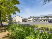 Village Motel Hotels in Havelock North