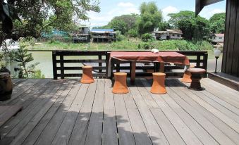 Ayothaya Riverside House