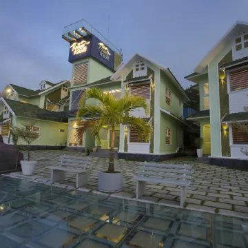 Foggy Knolls Resort