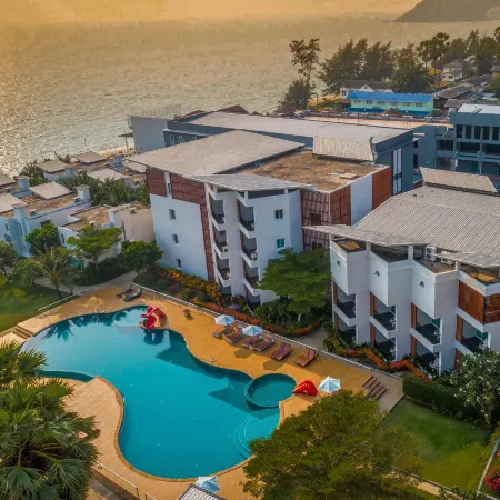 Saint Tropez Beach Hotel