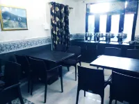 Hotel Holiday Plaza Dalhousie - Near Ghandhi Chowk Mall Road