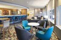 Holiday Inn READING-SOUTH M4, JCT.11 by IHG - bar