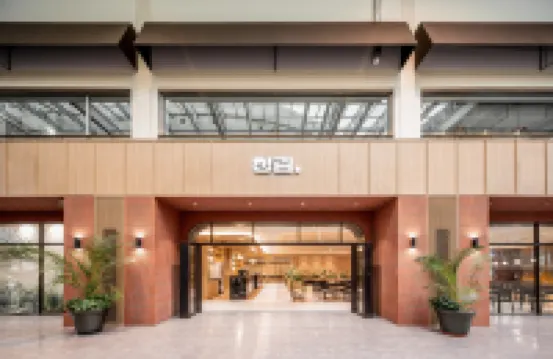 ฟีนิกซ์ โฮเทล พยองชาง โรงแรมใน