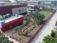 YMCA International Centre Hotels near MICA