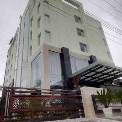 Hotel Ranbirs Hotel Exterior