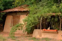Mahua Kothi Bandhavgarh - A Taj Safari Lodge