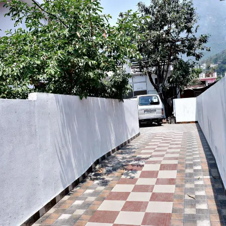 Saatvik Homestay with Free Pickup & Drop for Vaishno Devi Yatra