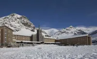 Hotel Vall de Núria Các khách sạn ở Campelles