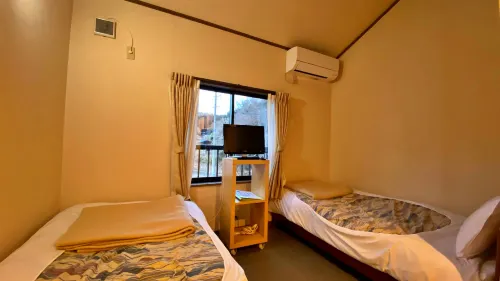 Business Hotel Hiyoshi Amawaka No Ie Hotels in Nantan