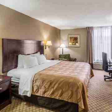 Quality Inn Rooms