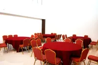 Ameera Hotel Hoteles en Senapelan