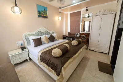 Shree Ganesha Palace Hotels near Neelkanth Mahadev temple