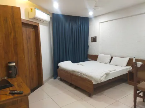 Hotel Kartiki Hotels near Padegaon Bus Stop