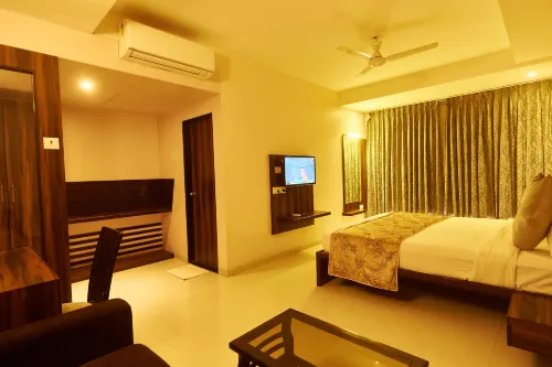 Hotel G-Square - Shirdi Hotel a Shirdi