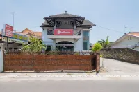 RedDoorz Syariah at Jalan Sunan Giri Tuban Hotel di Latsari